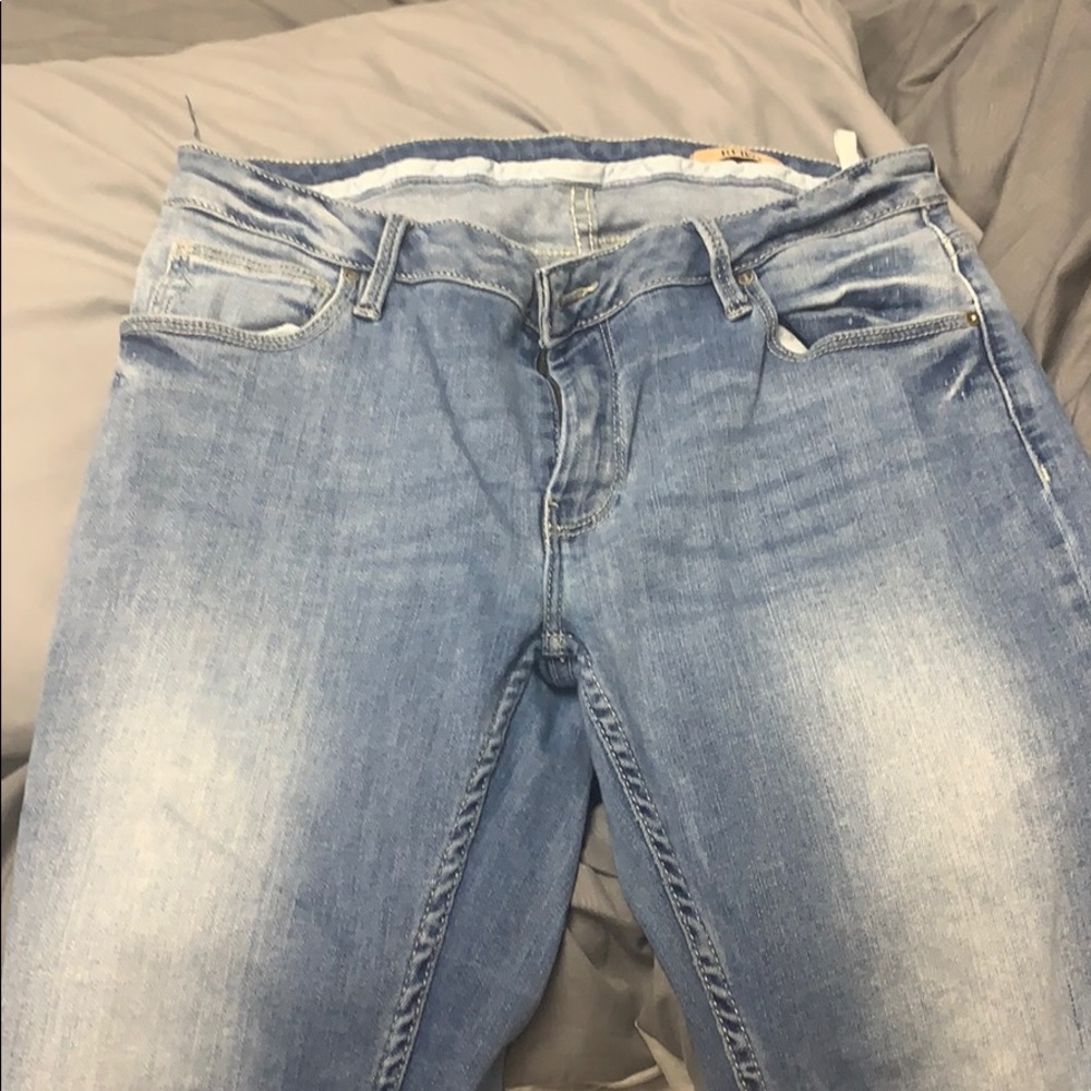 blue low rise jean